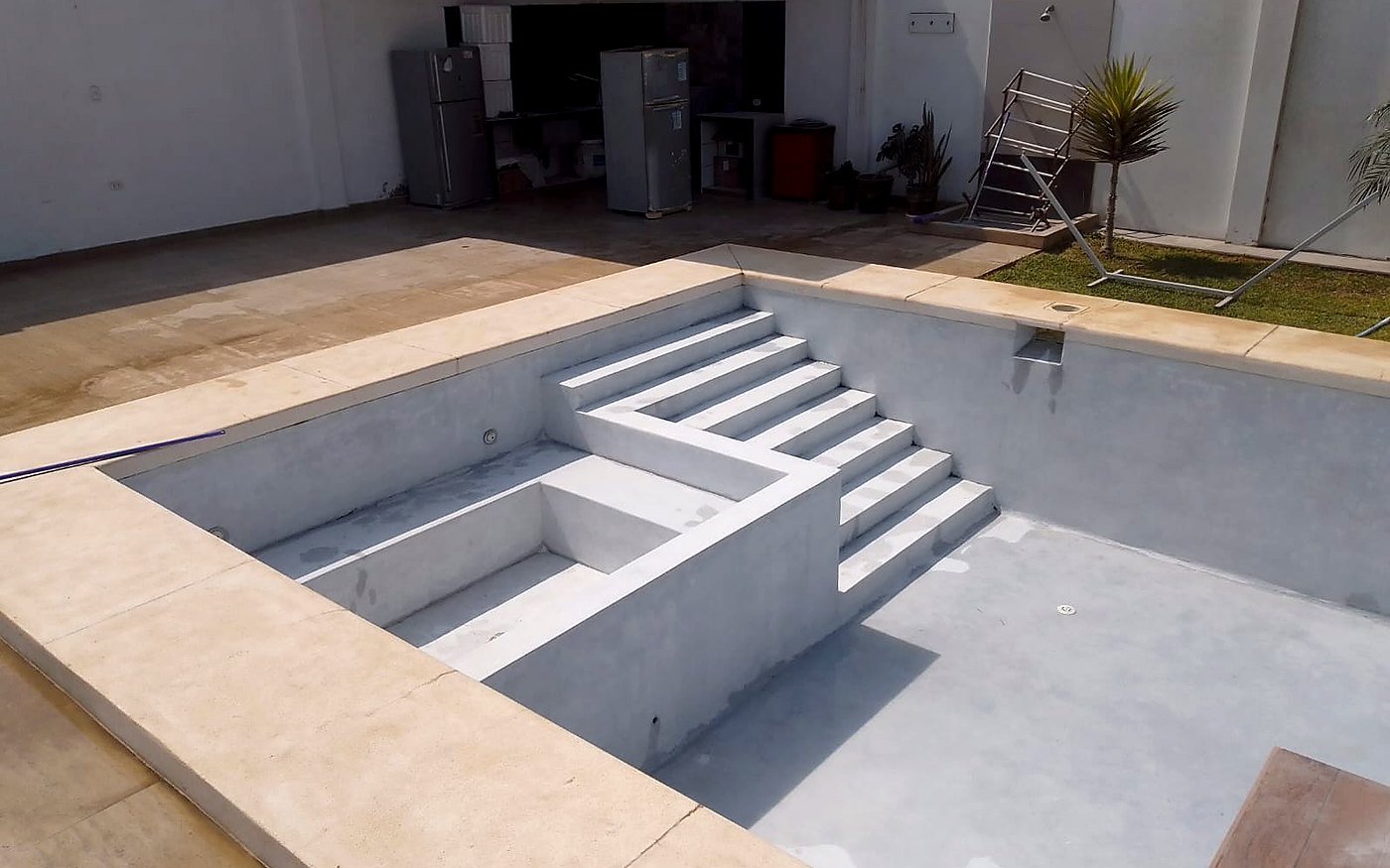 Preparación de área técnica para piscina