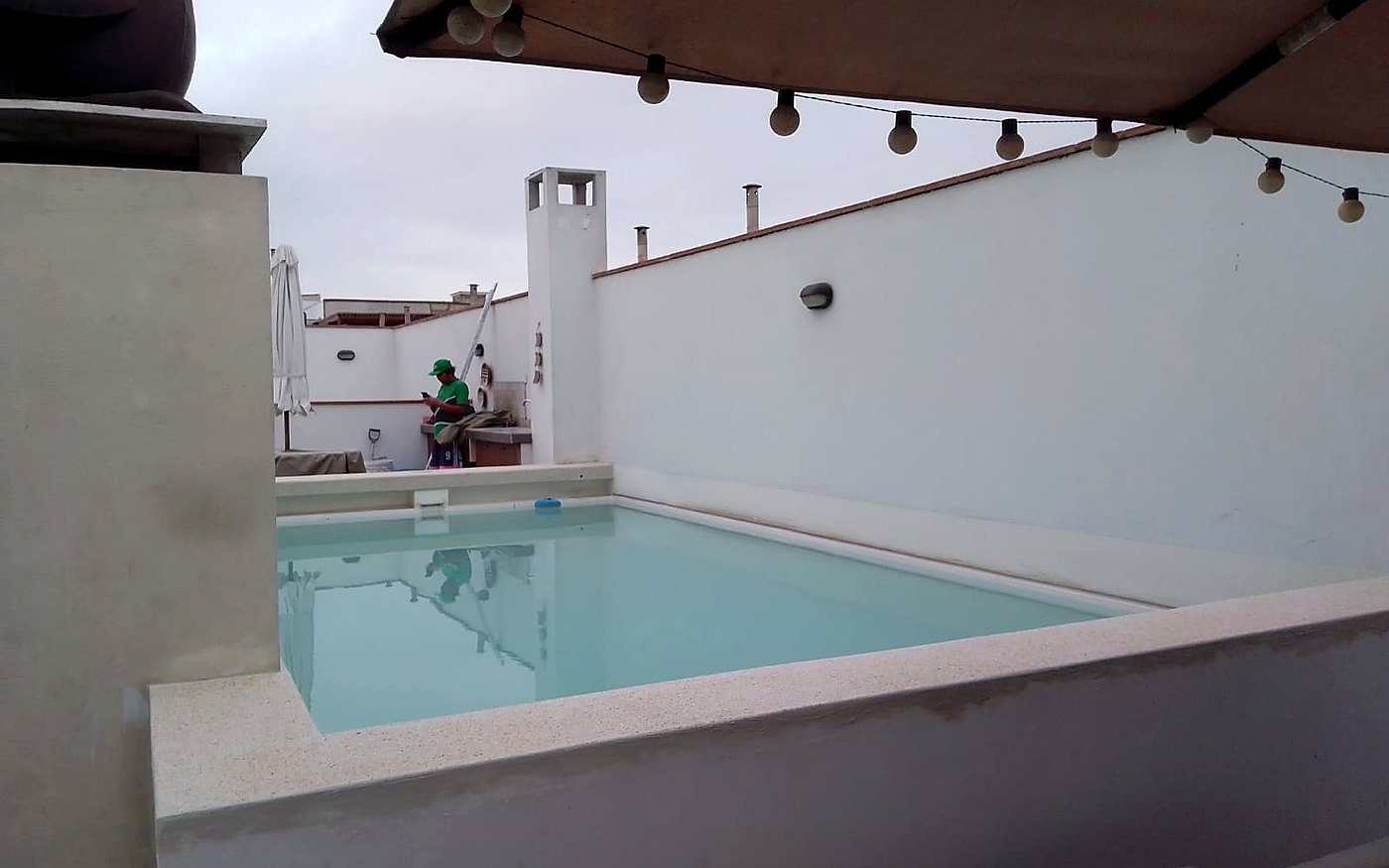 Piscina recreativa en proceso de adecuación