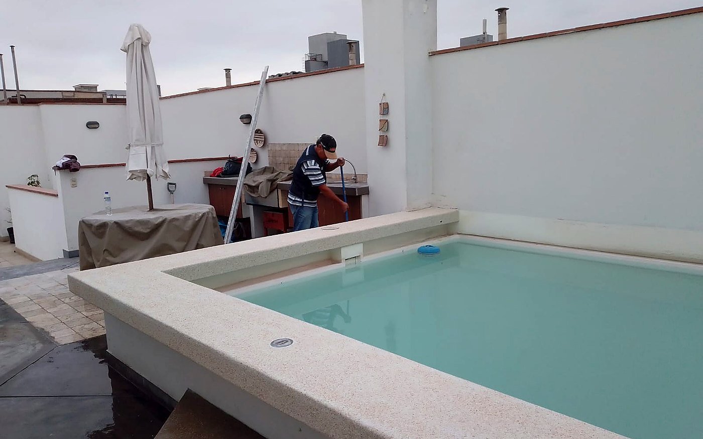 Borde y ambiente técnico acondicionado